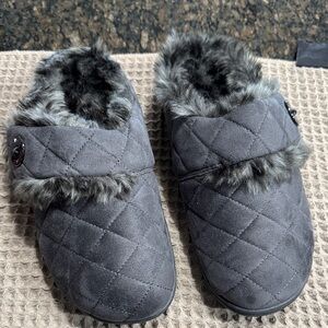 Vionic Charcoal Quilted Slippers with Faux Fur